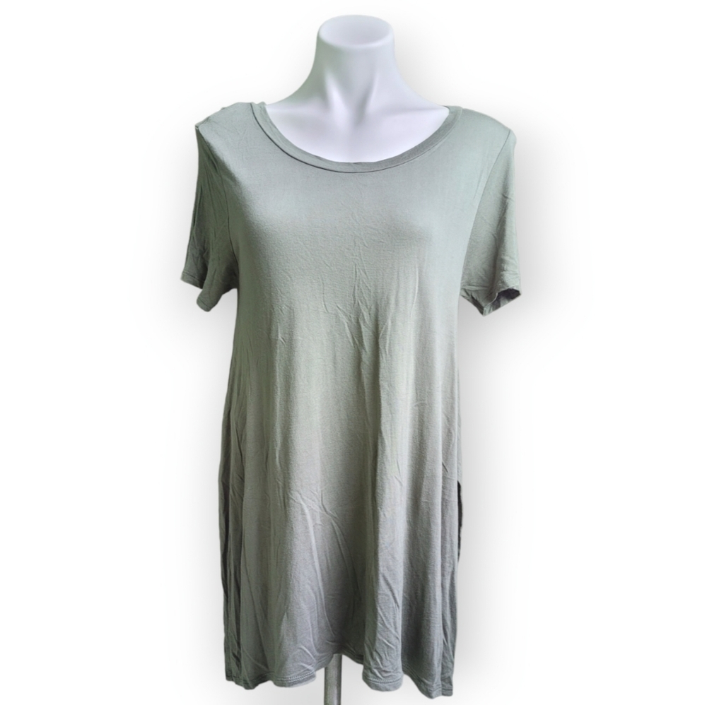 Design Lab Lord & Taylor S/P Green Short Sleeve Shirt